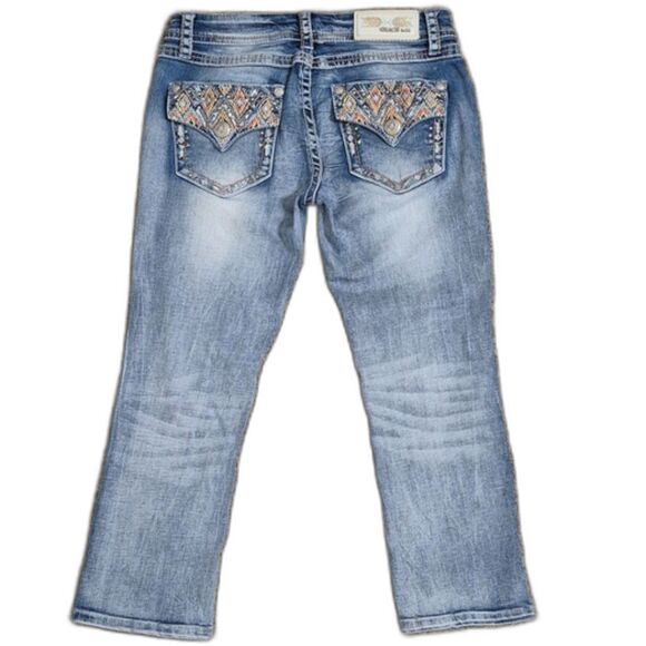 Grace in LA Embellished Capri Jeans 27 Low Rise Rhinestone Embroidered Pockets - Picture 1 of 12